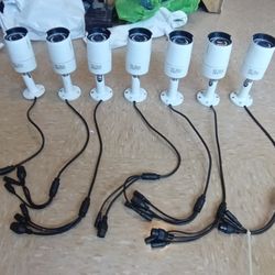 Reolink Security Cameras. (7) 