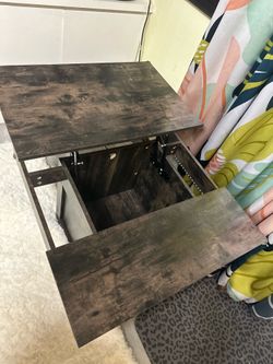$60 - Modern Lift-Top Coffee Table with Lights & Hidden Storage