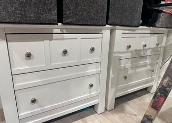 White Wooden Nightstands (set of 2)