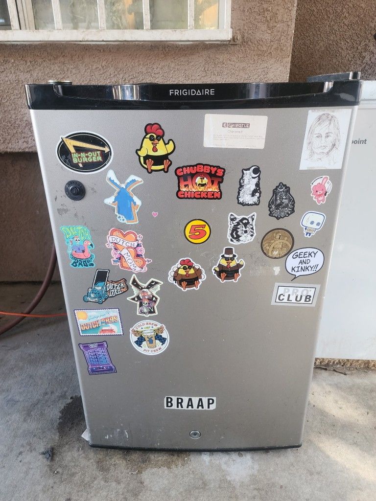 Mini  Fridge About  Around 3 Feet