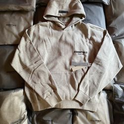 Essential Hoodie 