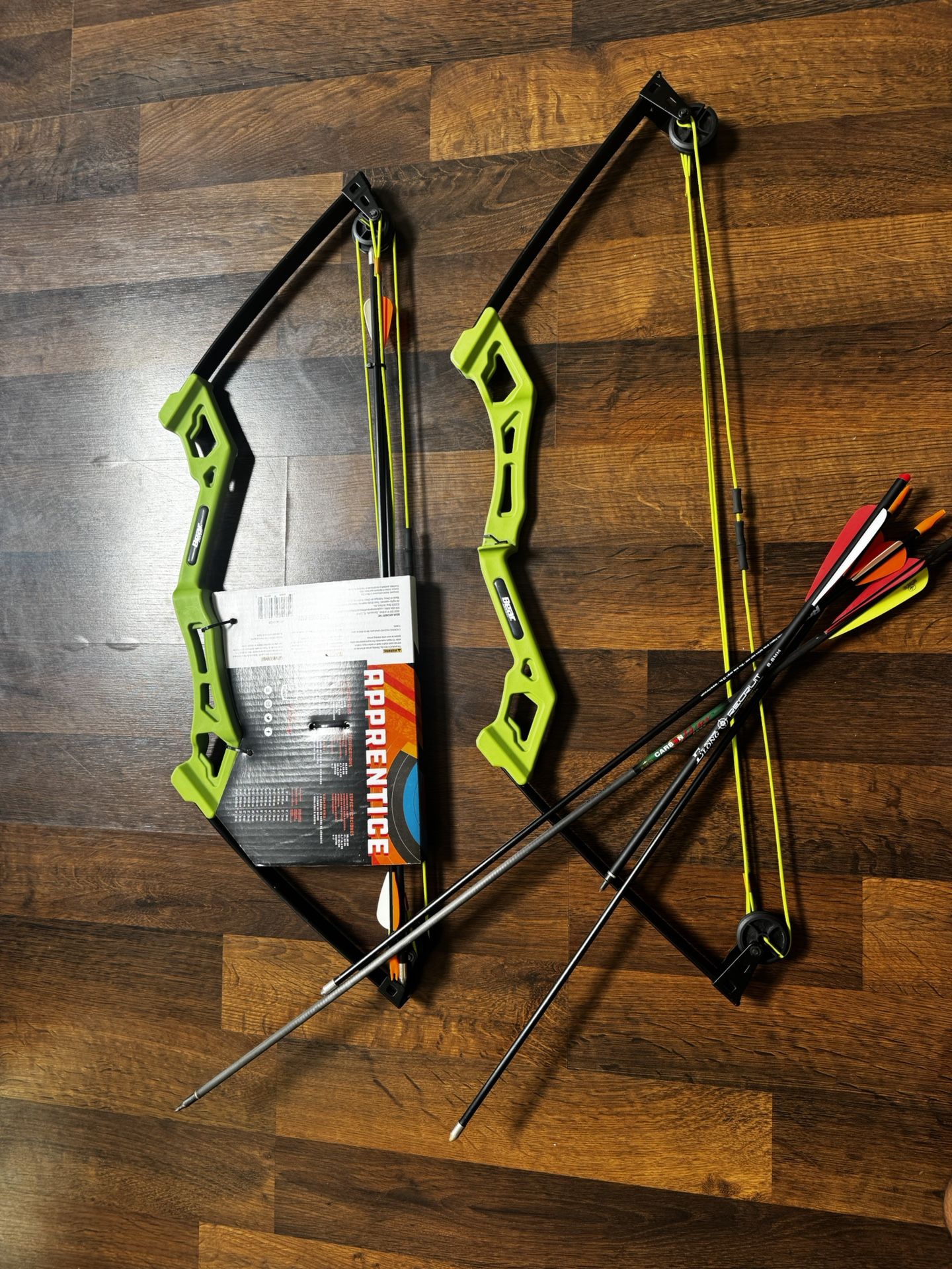 Archery Bow Arrow Set- High Quality Material