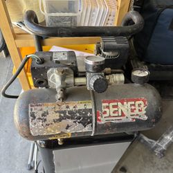 Senco Portable Air Compressor