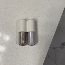 R.E.M. Liquid Eyeshadow