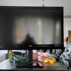 Sanyo 42" Lcd DP42410 W/ Stand No Remote. 
