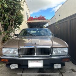 1990 Jaguar XJ6