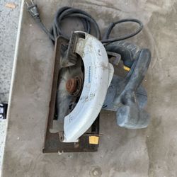 Krafteck Circular Saw 