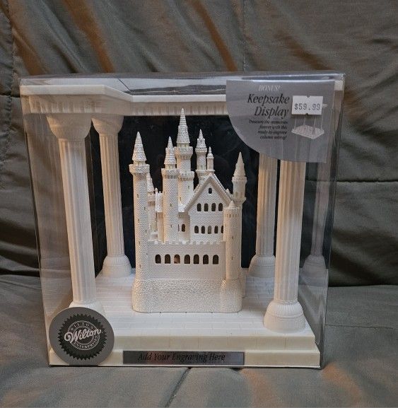 New Wilton White Castle Cake Topper $20 OBO