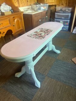 Shabby chic soda table