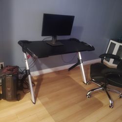 Computer Desk And Monitor 