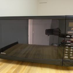 Kenmore Table Top Microwave 