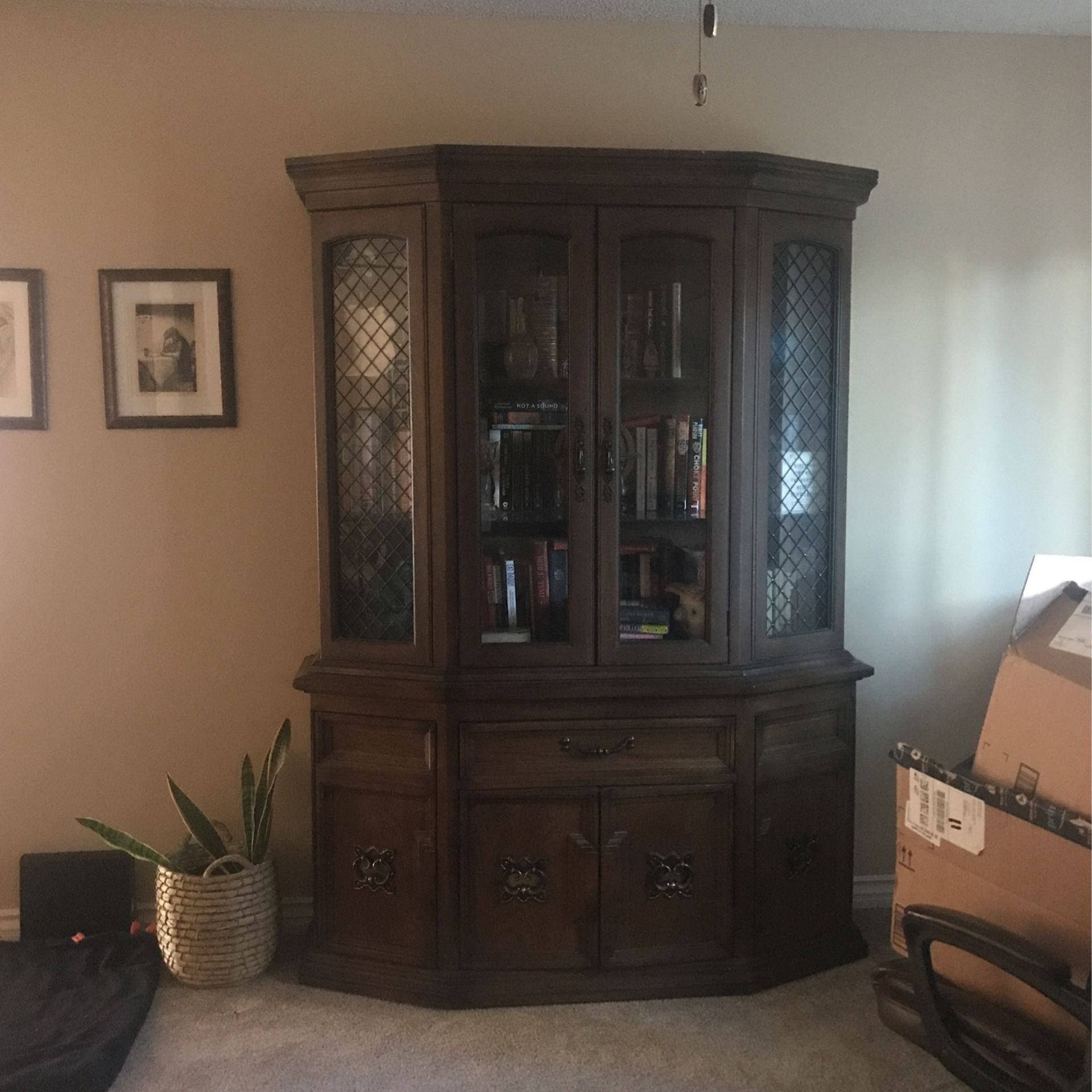 Mid CenturyModern Italian Hutch