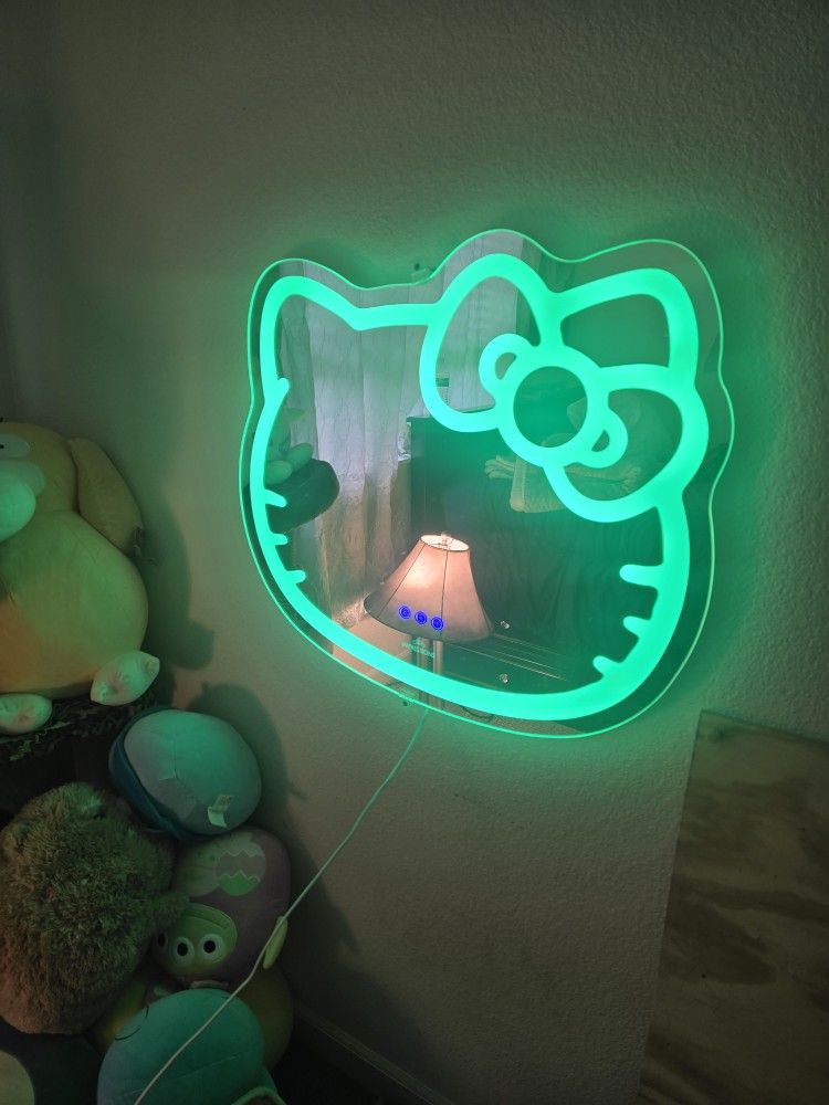 Hello Kitty Mirror