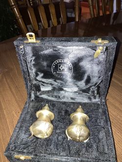 Salt & Pepper Shakers , Vintage..