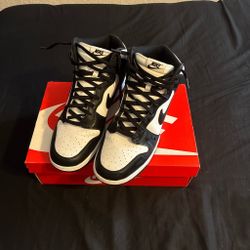 Nike dunk panda hi retros