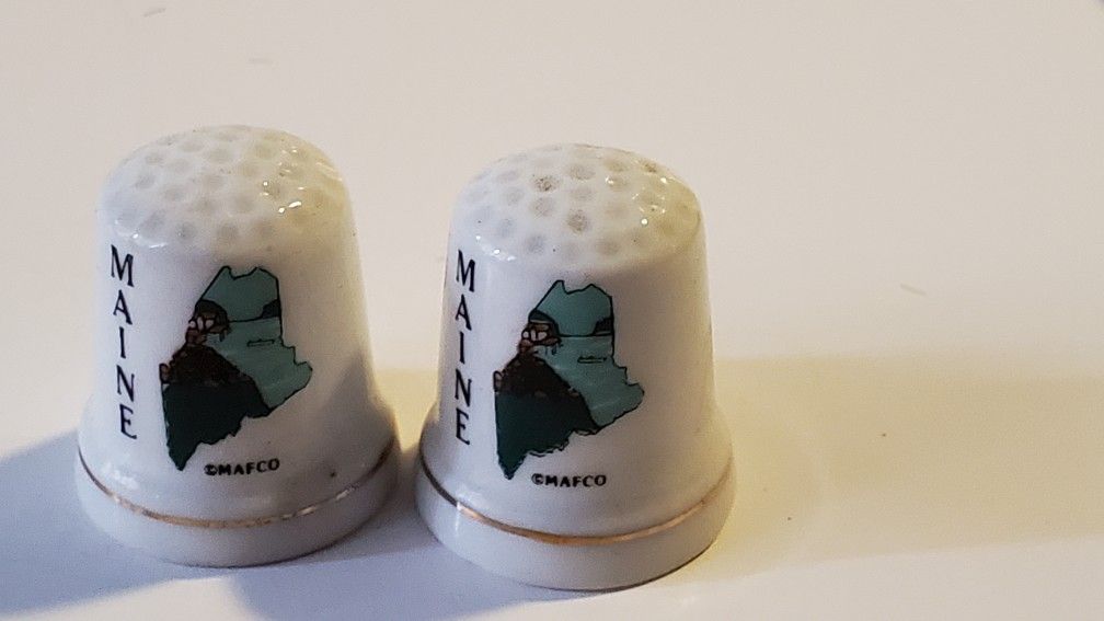 Small 1 1/4" Maine Thumb Thimble Decorative Decor