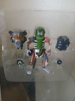 Pickle Rick collectors item new been played with only opened the box 4 years ago