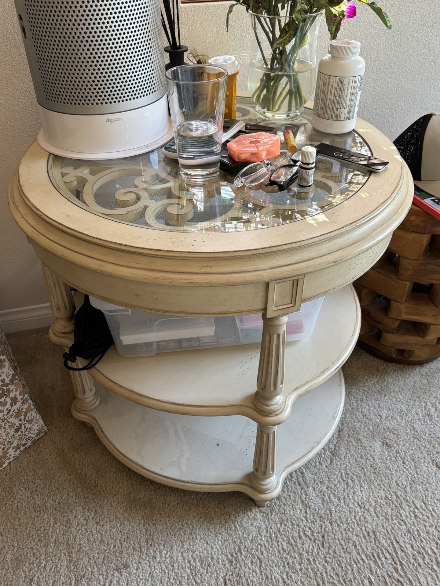 Round End Table With Glass Top