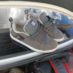 DC Shoes