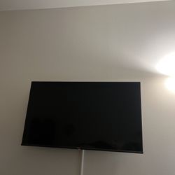 50.5” Hisense Smart TV with Wall Mount/ Cord Cover included 