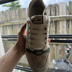 GUCCI Beige Screener GG Sneakers
