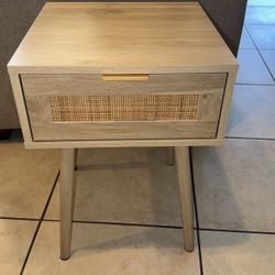 Lazzo nightstands / End Table