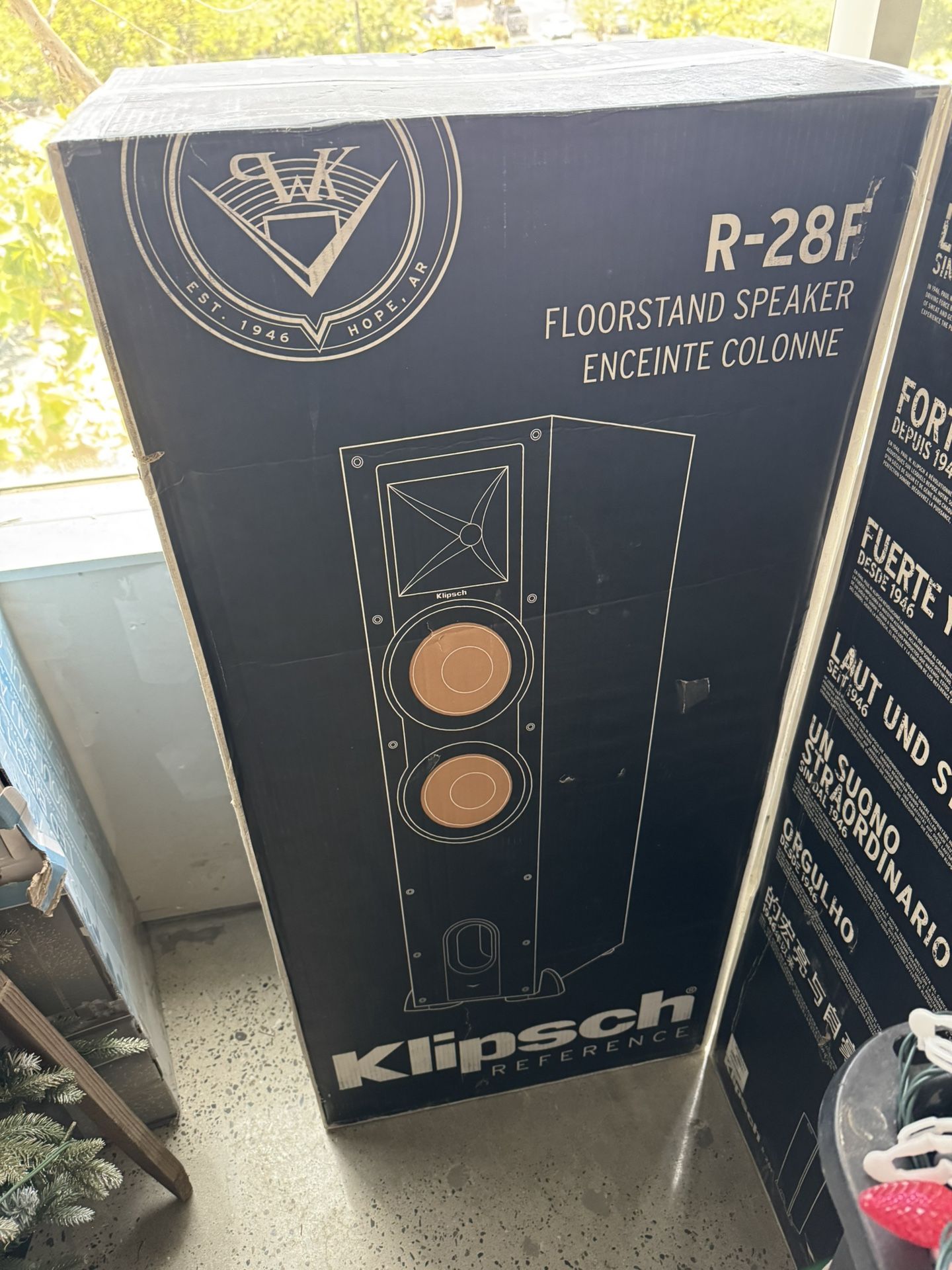 Klipsch R-28F Floor standing Speaker (x2)