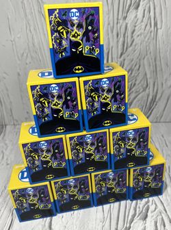 Lot Of 10x Wendy's Kid’s Meal DC Mini Figures & Cards Mystery Blind Box 2024 NEW