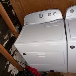Washer An Dryer Set Only Used For About A Year 