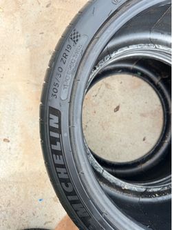 Michelin 305/30/zr19