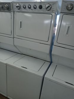 Whirlpool 27" unitized washer and gas dryer stack - Free delivery