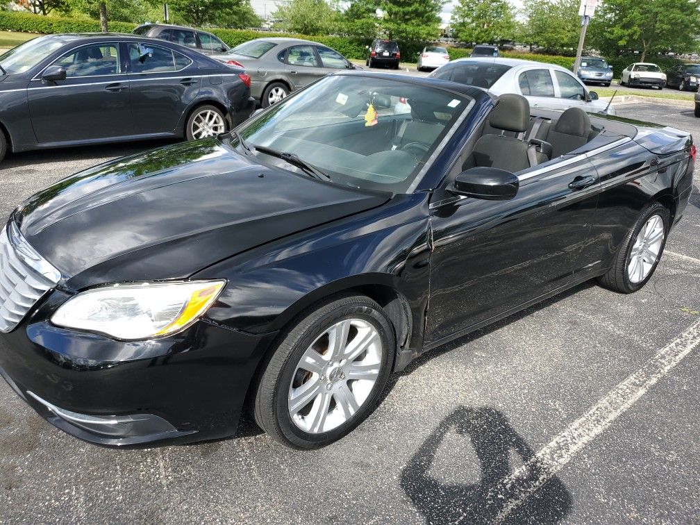 2011 Chrysler 200