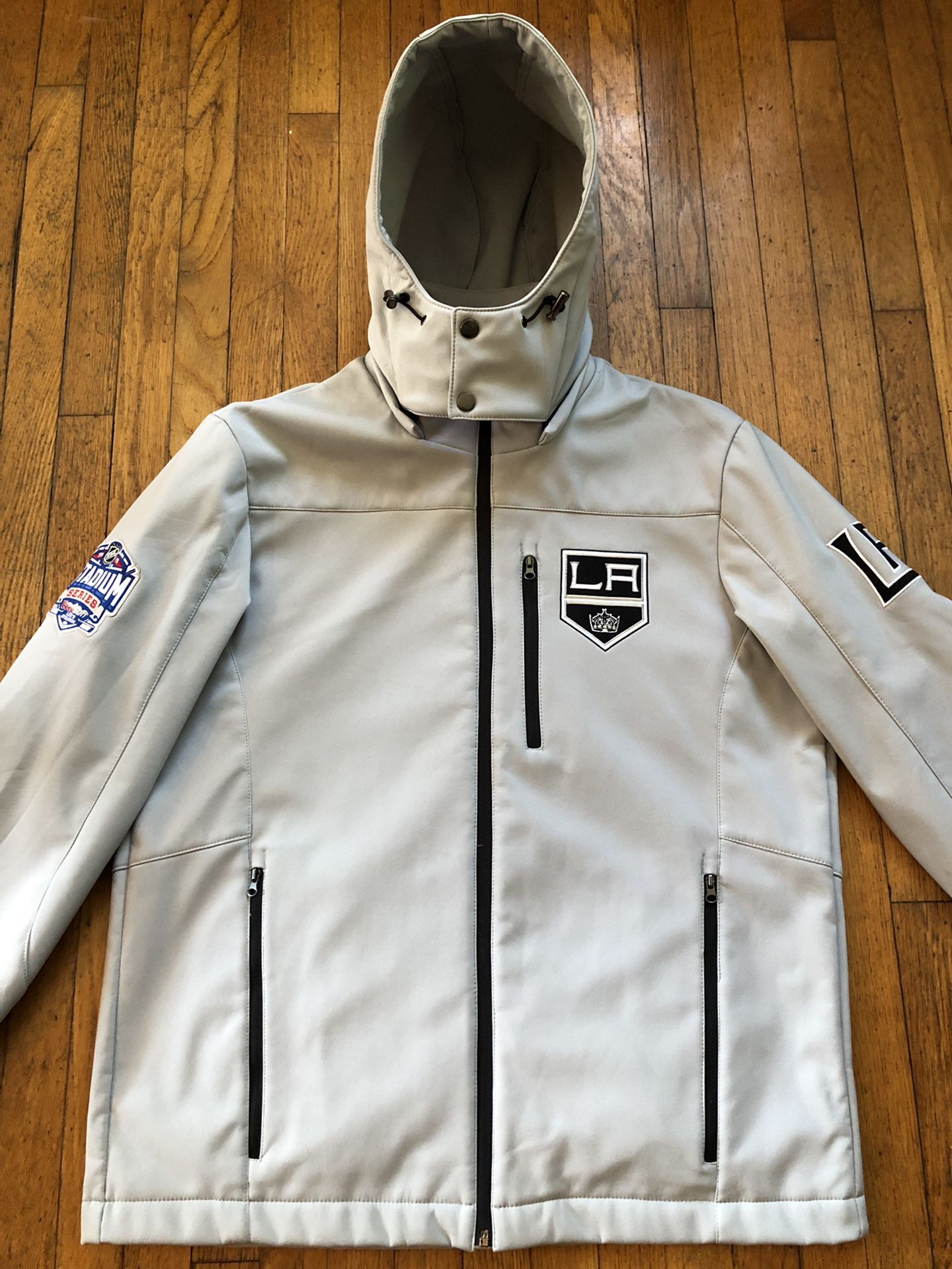 LA Kings Stadium Series Jacket New With Tags Sz Medium NHL for