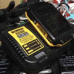 DeWalt 20V Battery And Charger 