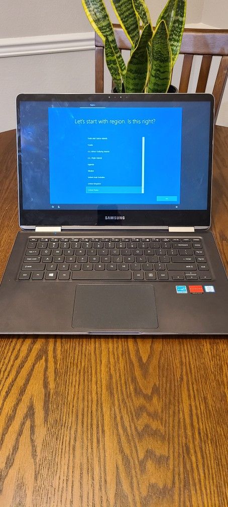  Samsung Notebook 9 Pro 15" ( Model NP940X5M-X01US)