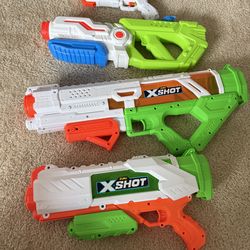 Toy water guns