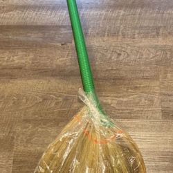 New Soft Bristle Asian Natural Straw Broom