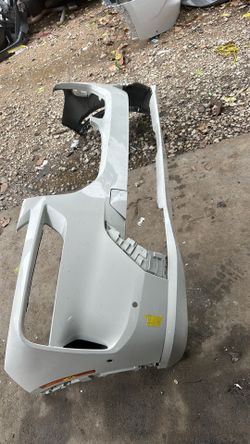 2022-2023 BMW X7 Front Bumper Cover  OEM