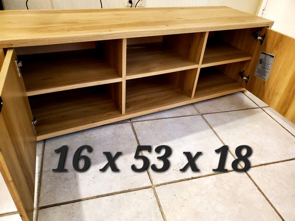 Media Cabinet / TV Stand