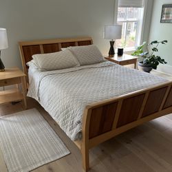 Maple And Cherry 4 Piece Bedroom Set