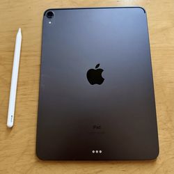 iPad Pro 11 inch 1TB Space grey with Apple Pencil