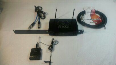 AKG SR400 Wireless Receiver w/ PT400 pocket transmitter