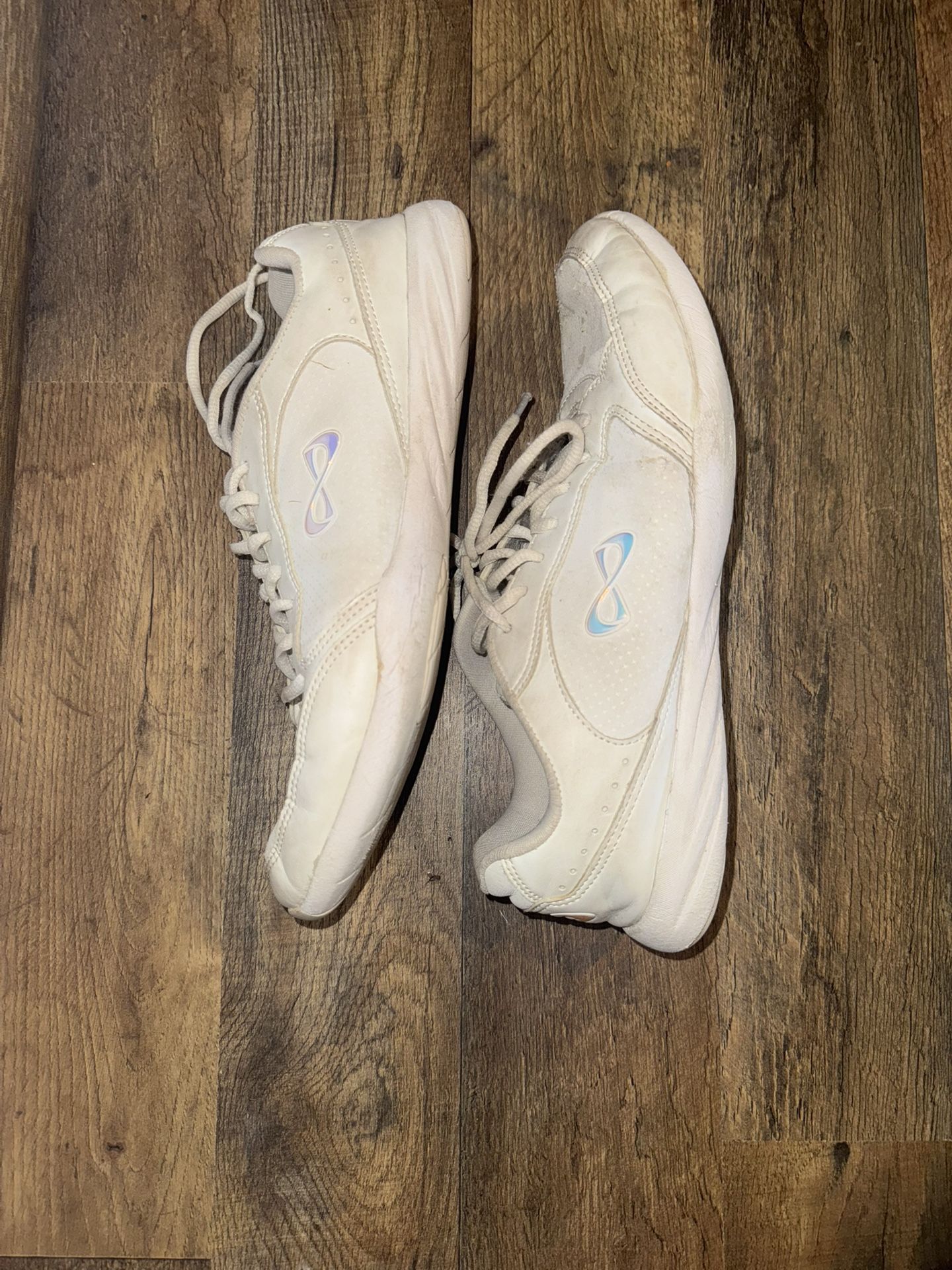 Nfinity Fearless Cheer shoes - Women’s size 10, used but in good condition