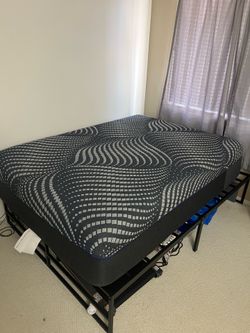 Sealy Posturepedic Plus Hybrid High Point 14" Plush Mattress