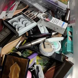 Great Brands Of Brand New Makeup In Weeki Wachee Spring Hill  Any 3 For $5