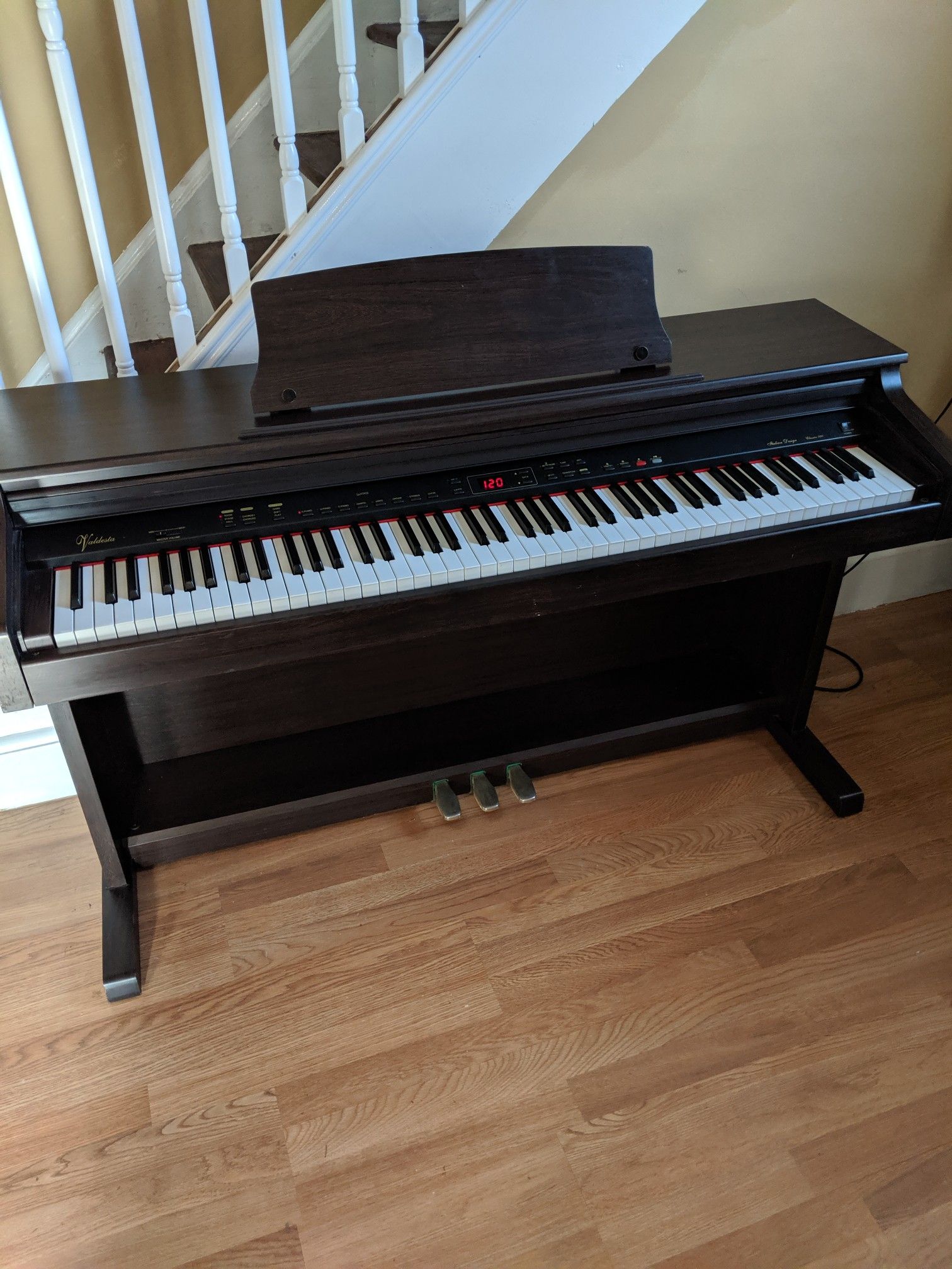 Valdesta Classico 700 digital piano Italian Design
