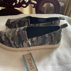 New Toms Alpargata Camouflage Youth 5.5/ Women's 7