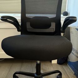 Ergonomic Office / Desk Chair