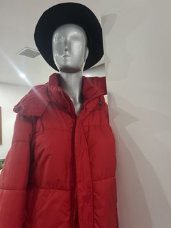 Love Tree Puff Jacket RedHood  Size L - Pre-Owned