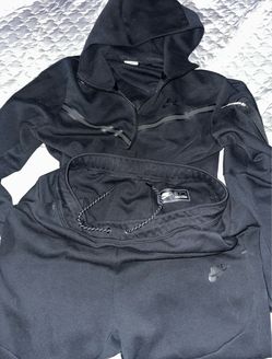 Nike Tech